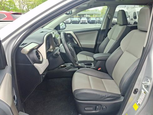 Used 2014 Toyota RAV4 Limited FWD image 11