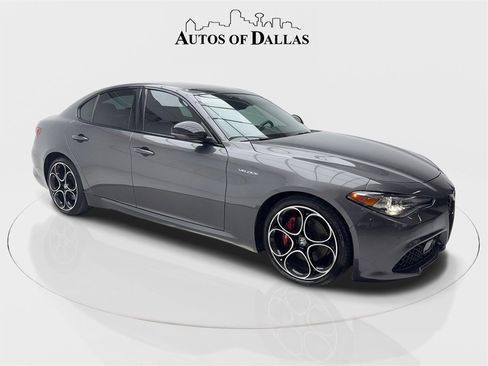 Used 2022 Alfa Romeo Giulia Veloce image 2