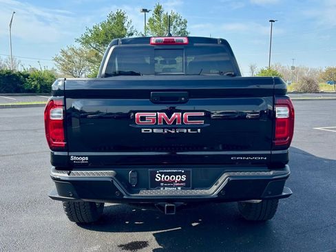 Used 2025 GMC Canyon Denali AWD/4WD image 6