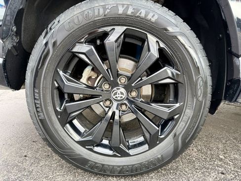 Used 2022 Toyota RAV4 XSE image 32