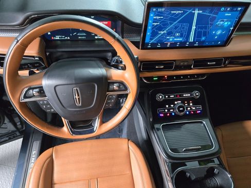 Used 2022 Lincoln Nautilus Black Label image 14