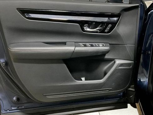 Used 2025 Honda CR-V Sport Touring image 11