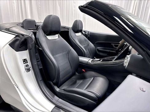 Used 2022 Mercedes-Benz SL 63 AMG 4MATIC image 28