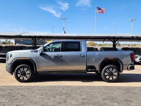 New 2026 GMC Sierra 2500 Denali w/ Denali Reserve Package image 6