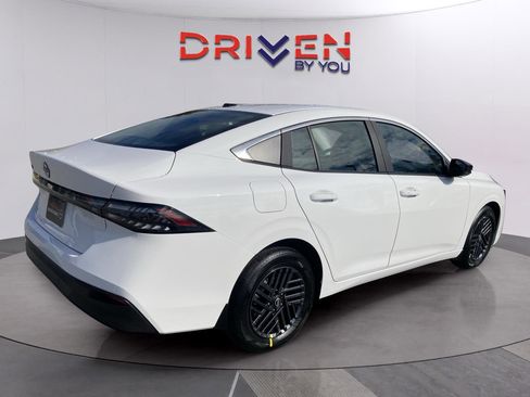 New 2026 Nissan Sentra SV w/ SV Convenience Package image 5