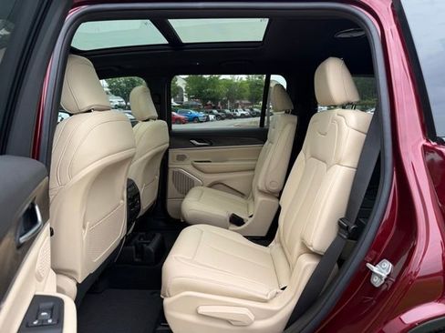 New 2026 Jeep Grand Cherokee L Limited AWD/4WD image 28