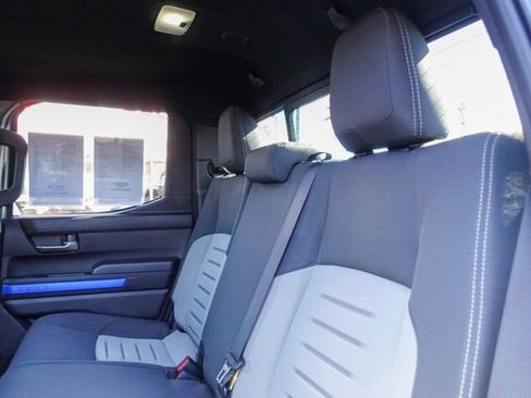 Certified 2024 Toyota Tacoma TRD Off-Road image 26