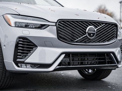 New 2026 Volvo XC60 B5 Ultra w/ Protection Package Premier image 13