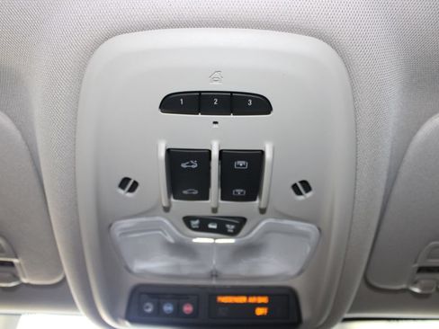 Used 2020 Buick Encore GX Essence w/ Experience Buick Package AWD/4WD image 24