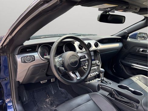 Used 2020 Ford Mustang Premium RWD image 6