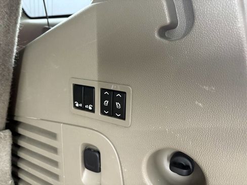 Used 2015 Chevrolet Tahoe LT w/ Luxury Package image 31