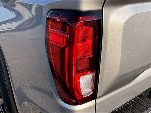 Used 2023 GMC Sierra 1500 Elevation AWD/4WD image 26
