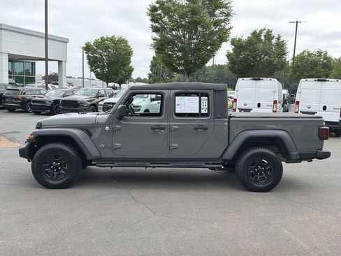 Used 2020 Jeep Gladiator Sport AWD/4WD image 10