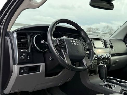 Used 2018 Toyota Sequoia Limited image 13
