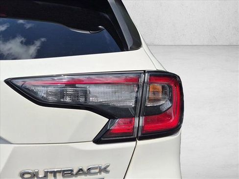 Used 2020 Subaru Outback Limited XT w/ Popular Package #2 AWD/4WD image 11