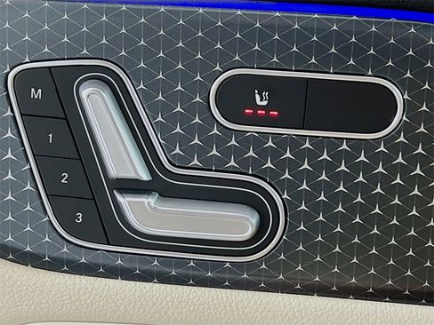 New 2025 Mercedes-Benz GLB 250 4MATIC image 20