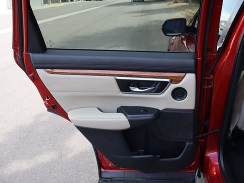 Used 2017 Honda CR-V Touring image 24