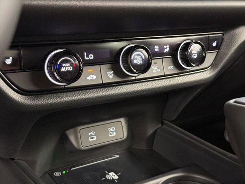 New 2026 Honda HR-V Sport image 18