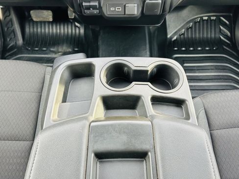 Used 2024 GMC Sierra 2500 Pro w/ Convenience Package image 18