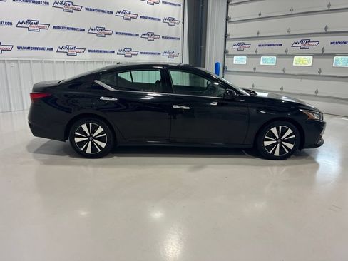 Used 2019 Nissan Altima 2.5 SL FWD image 7