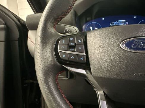 Used 2025 Ford Explorer ST-Line AWD/4WD image 8