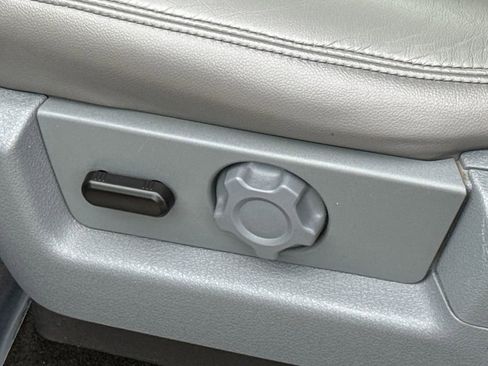 Used 2014 Ford F150 XLT w/ XLT Chrome Package image 23