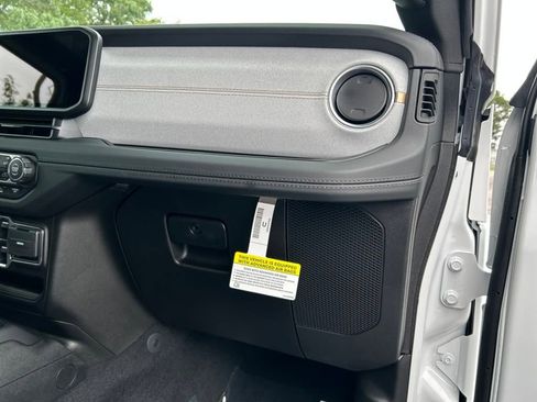 New 2025 Jeep Wrangler Unlimited Sahara w/ Safety Group AWD/4WD image 28