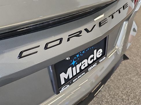 Used 2023 Chevrolet Corvette Stingray Preferred Conv w/ 2LT image 31