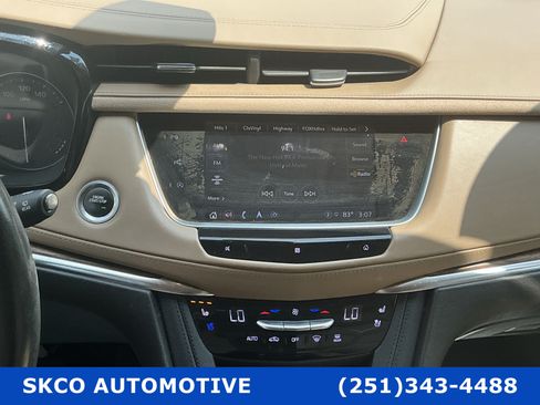 Used 2021 Cadillac XT5 Premium Luxury w/ Platinum Package AWD/4WD image 16