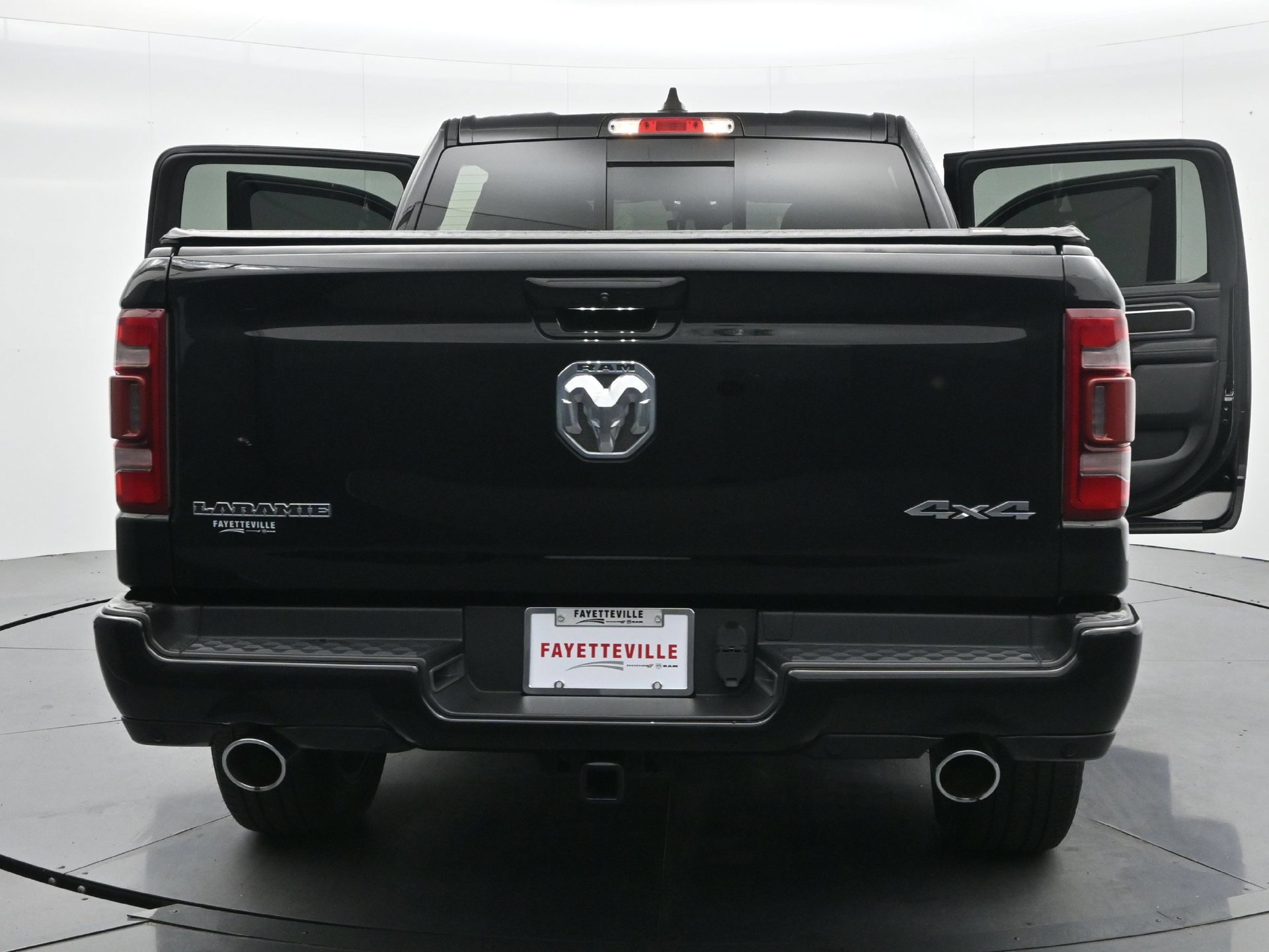 Used 2023 RAM 1500 Laramie AWD/4WD image 40