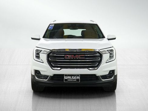 Used 2022 GMC Terrain SLT w/ LPO, Floor Liner Package AWD/4WD image 8