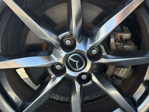 Used 2022 MAZDA MX-5 Miata RF Grand Touring RWD image 39