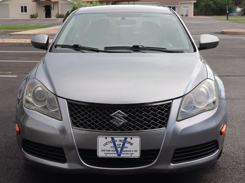 Used 2011 Suzuki Kizashi SE AWD/4WD image 12