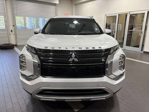 Used 2024 Mitsubishi Outlander SE FWD image 8
