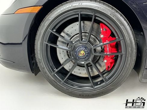 Used 2024 Porsche 911 Carrera GTS RWD image 17