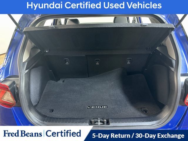Certified 2023 Hyundai Venue Limited w/ Cargo Package FWD image 12