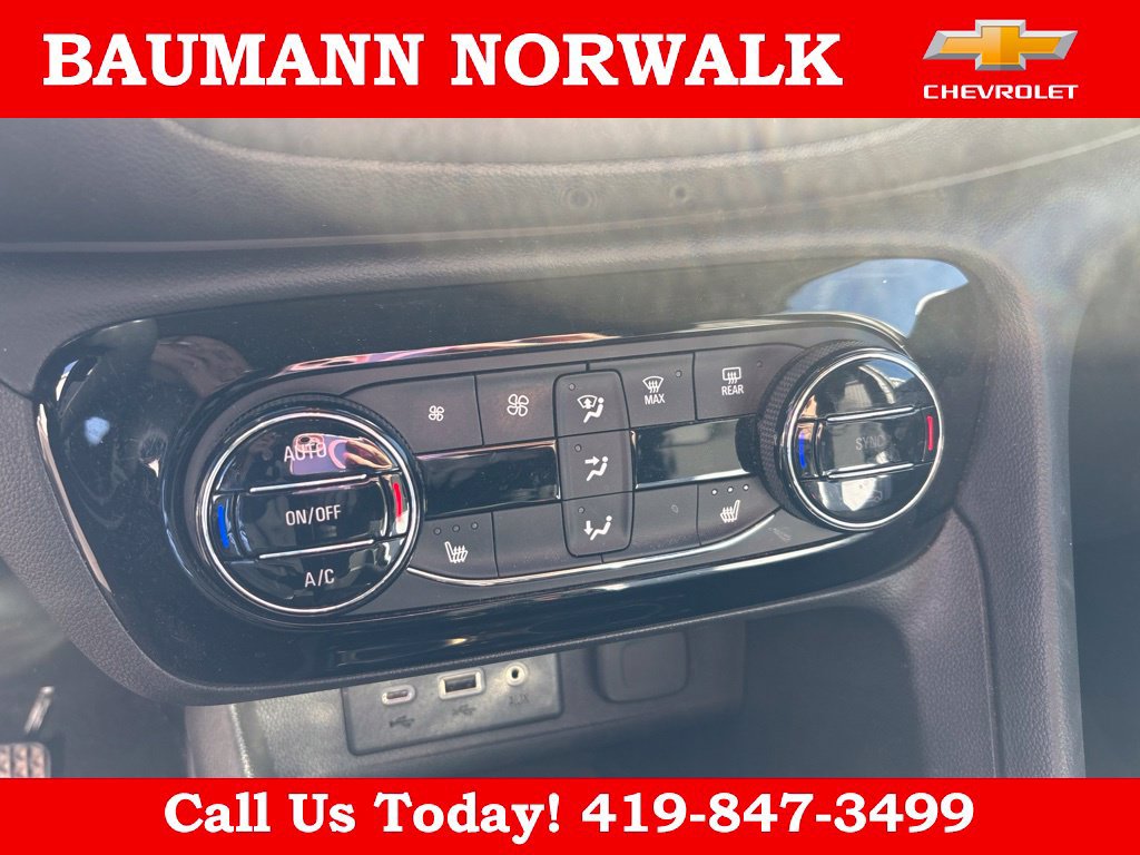 Used 2023 Buick Encore GX Select w/ Safety Package II AWD/4WD image 27