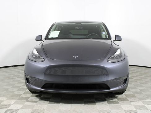 Used 2023 Tesla Model Y Performance image 24