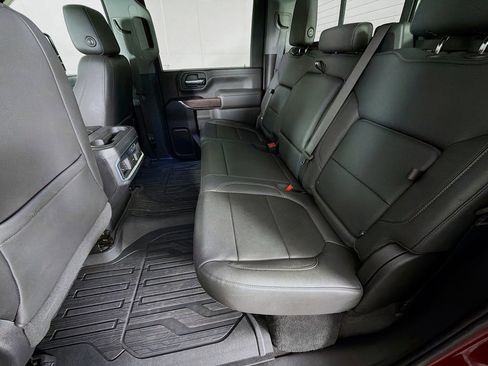 Used 2020 GMC Sierra 2500 SLT w/ Technology Package image 24