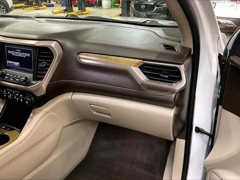 Used 2017 GMC Acadia Denali w/ LPO, Floor Liner Package AWD/4WD image 16