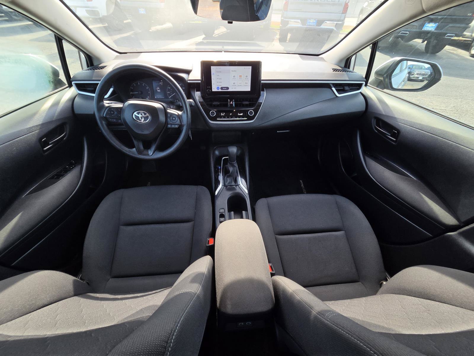 Used 2025 Toyota Corolla LE FWD image 13