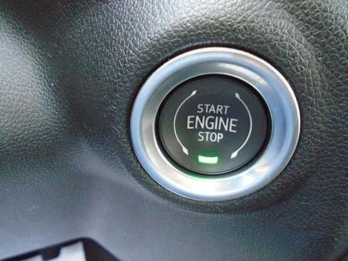 Used 2022 Chevrolet Silverado 1500 Custom AWD/4WD image 12