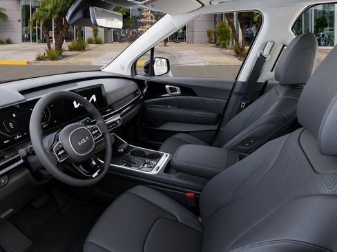 New 2025 Kia Carnival SX Prestige image 17