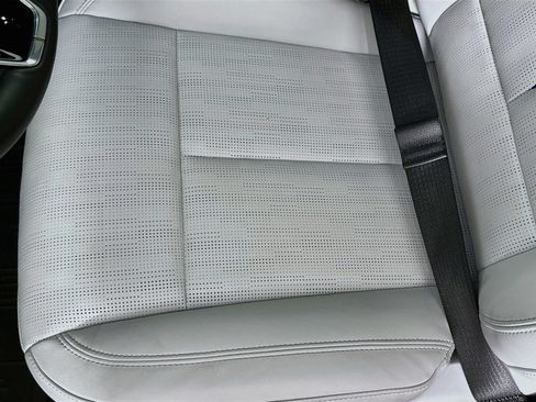 Used 2024 Cadillac Lyriq Luxury w/ LPO, Floor Liner Package AWD/4WD image 20