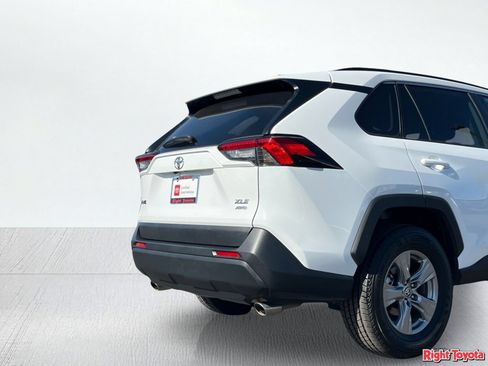 Certified 2025 Toyota RAV4 XLE AWD/4WD image 12
