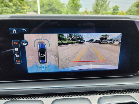 New 2025 Mercedes-Benz GLE 53 AMG 4MATIC image 4