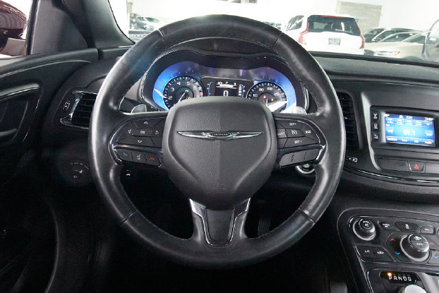 Used 2016 Chrysler 200 S w/ Comfort Group AWD/4WD image 8