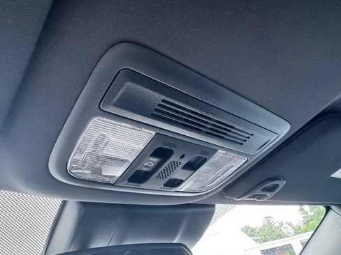 Used 2021 Honda Civic EX image 32