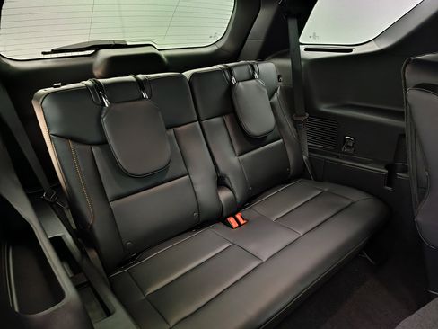 New 2026 Ford Explorer Tremor AWD/4WD image 24