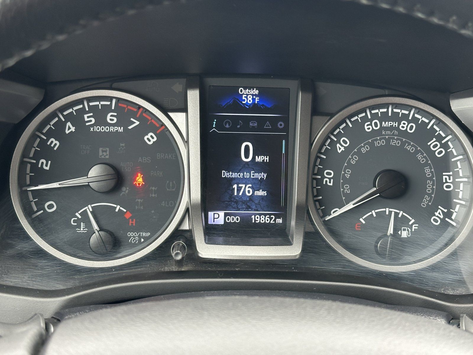 Used 2021 Toyota Tacoma SR5 AWD/4WD image 22